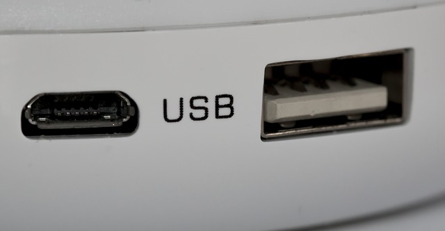 USB zásuvky